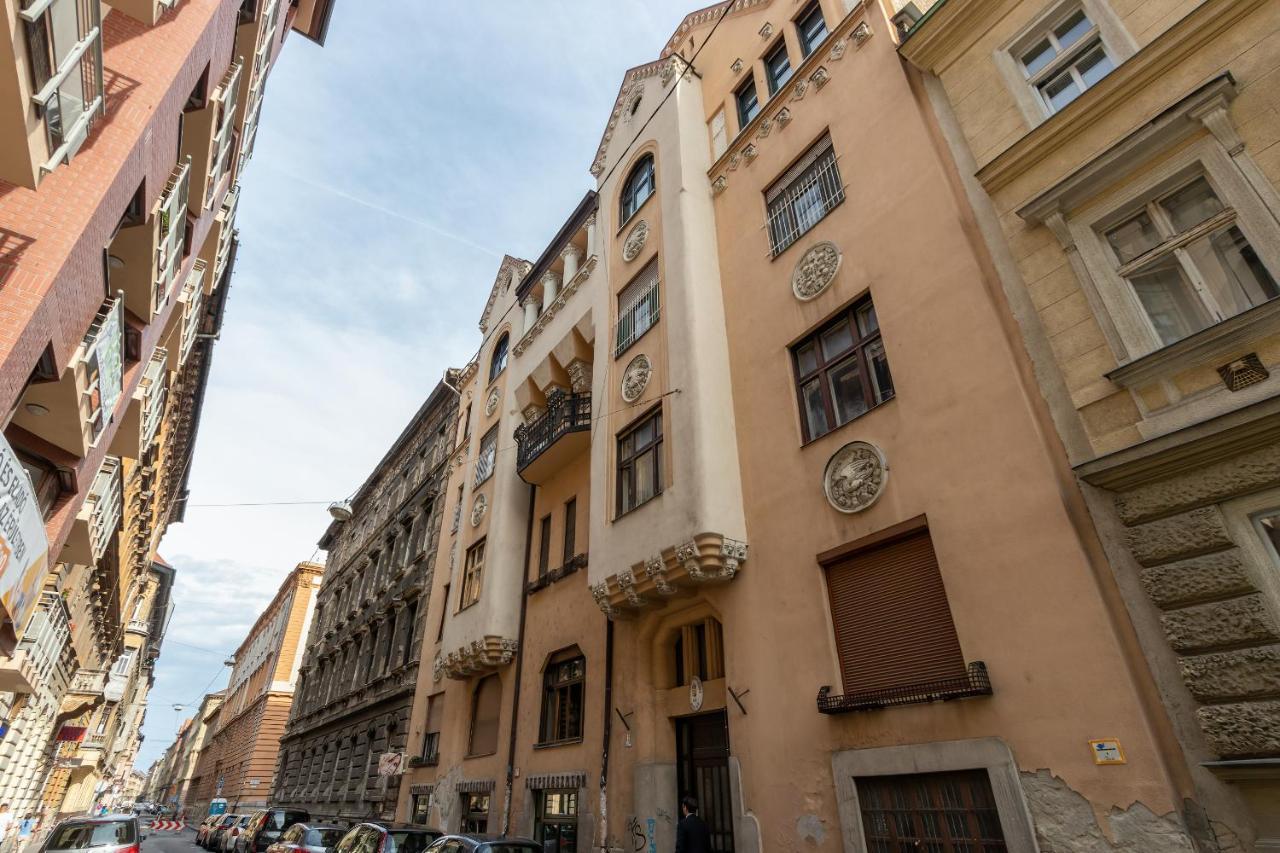 D.Five Aradi B Apartment Boedapest Buitenkant foto