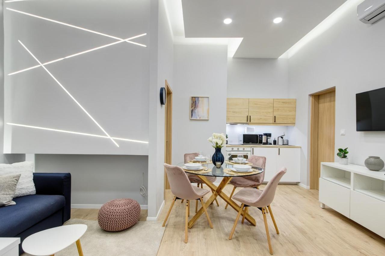 D.Five Aradi B Apartment Boedapest Buitenkant foto