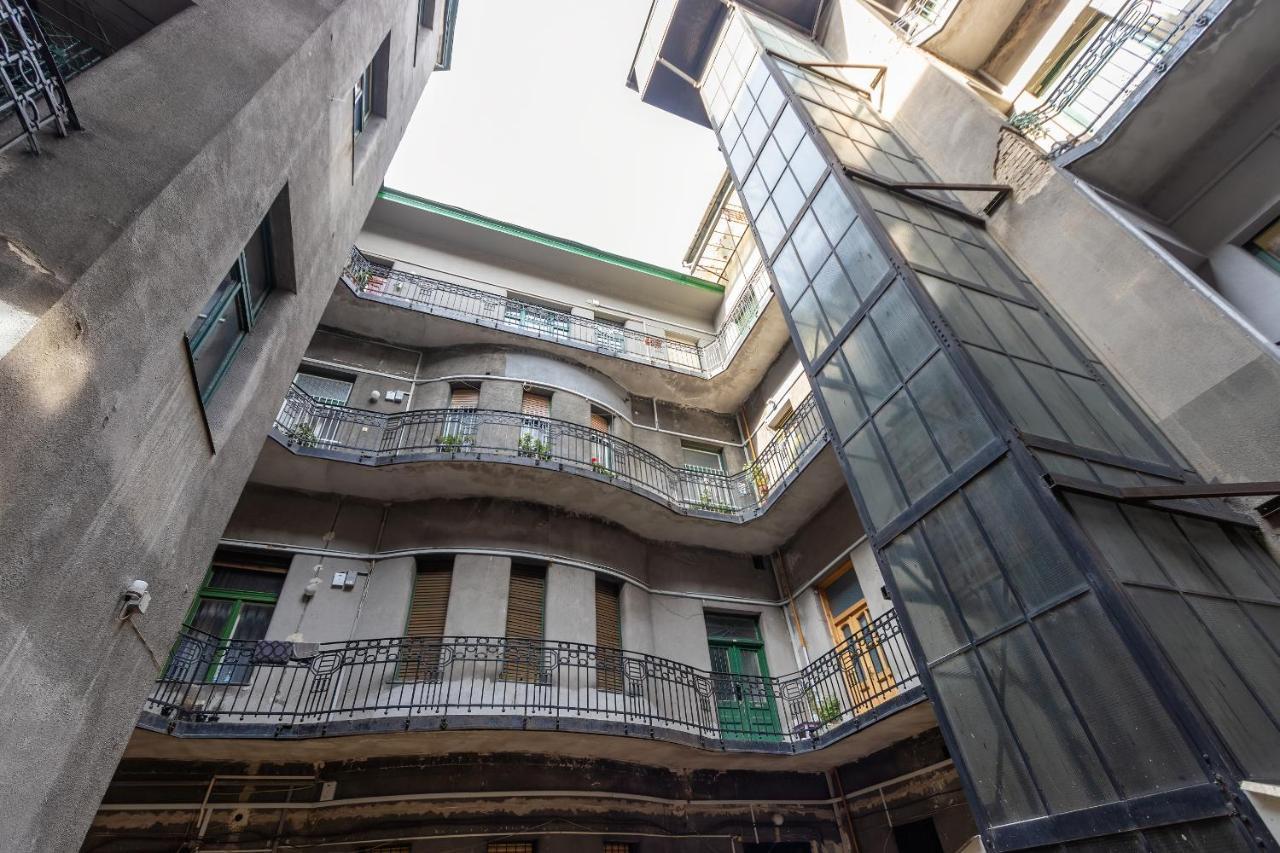 D.Five Aradi B Apartment Boedapest Buitenkant foto