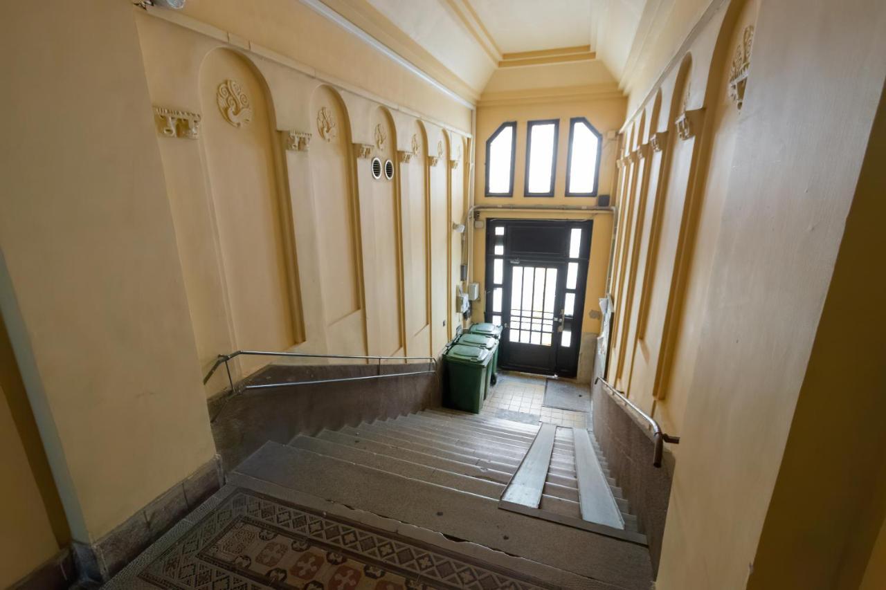 D.Five Aradi B Apartment Boedapest Buitenkant foto